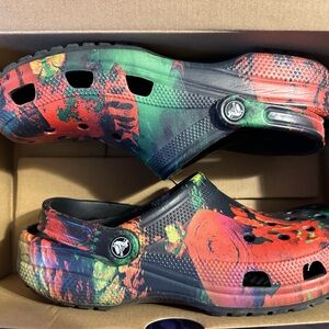 Aquatic graphic Clogs